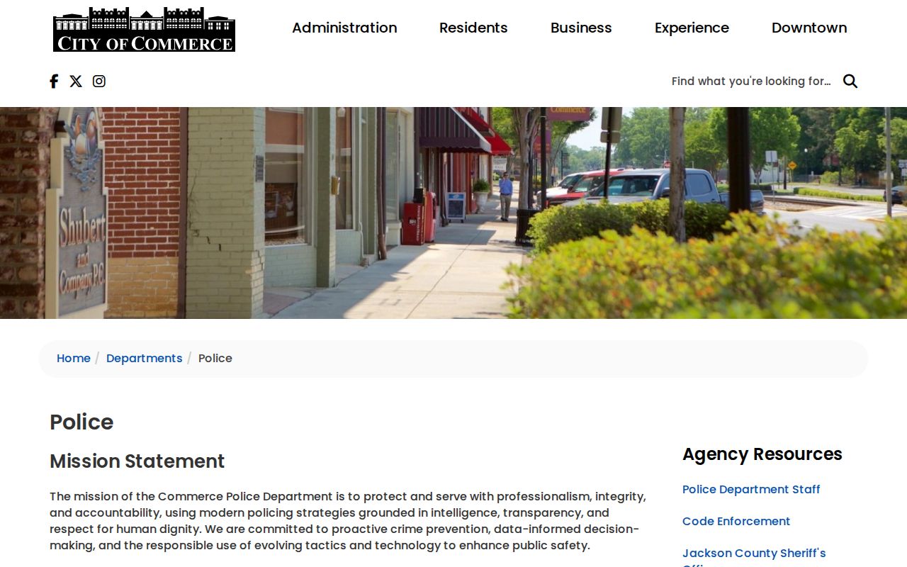 Official Commerce Police page showing Public Safety Complex contact details